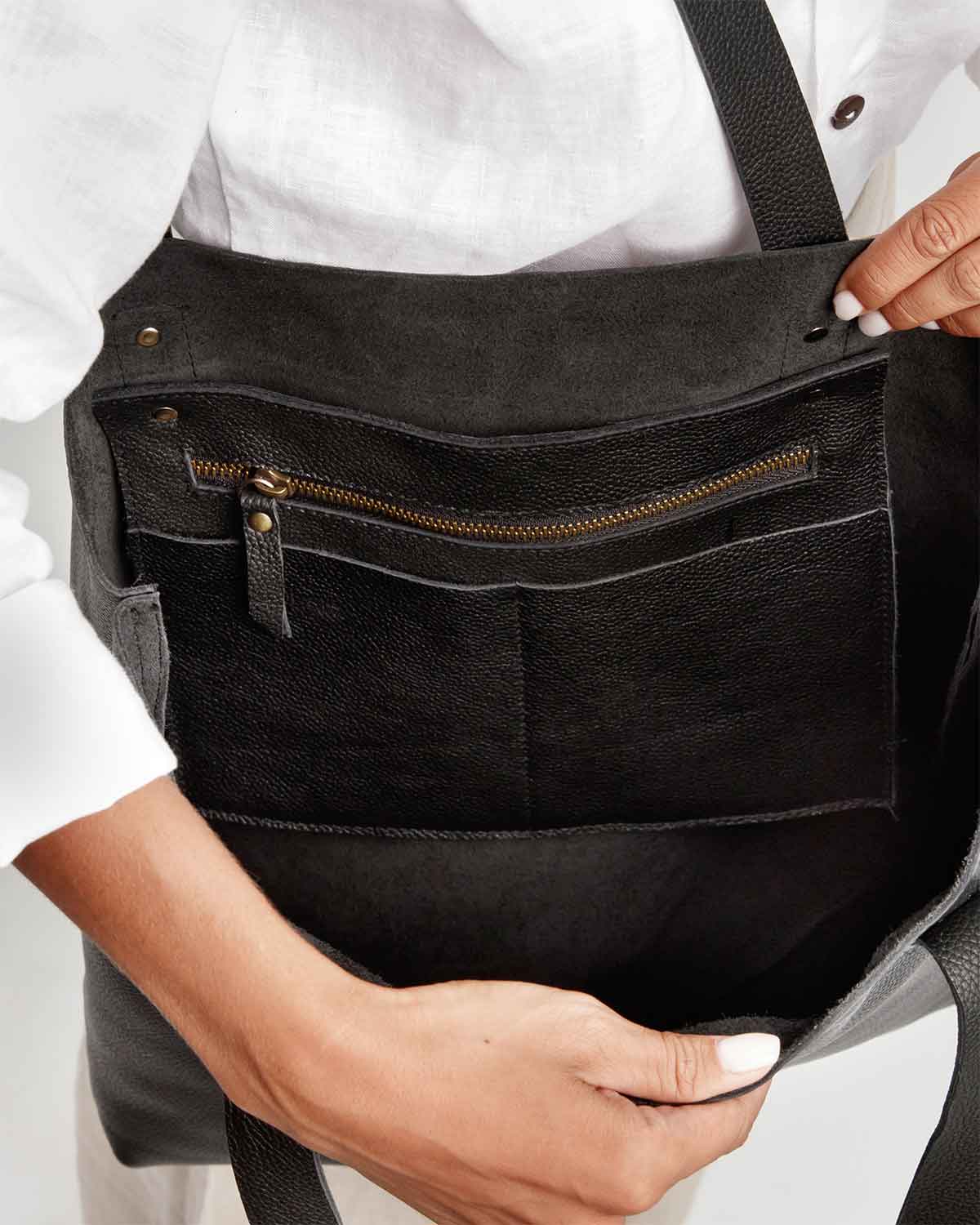Everyday Leather Tote - Black